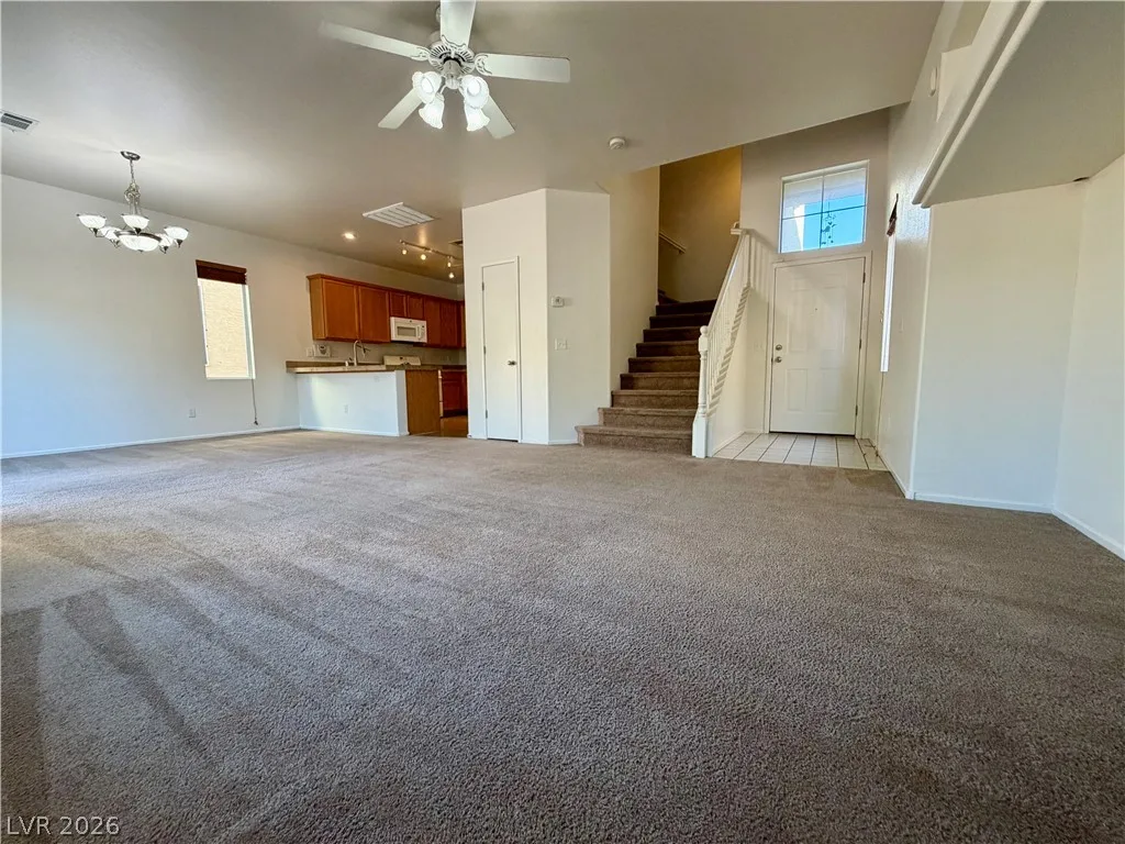 9109 White Eyes Avenue — photo 2