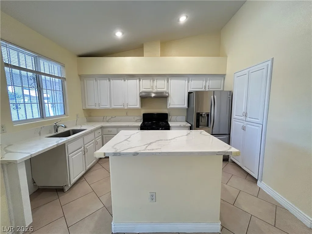4685 East Wyoming Avenue — photo 4