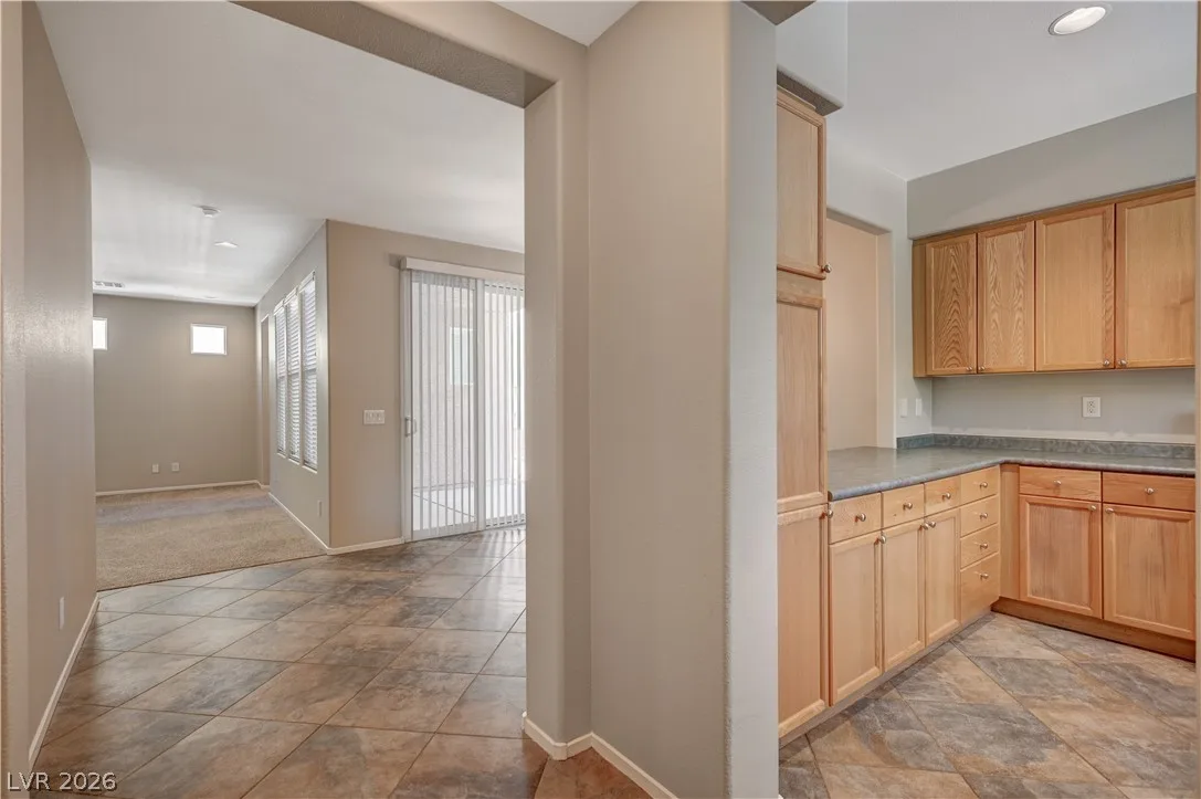 10592 Valdosta Avenue — photo 5