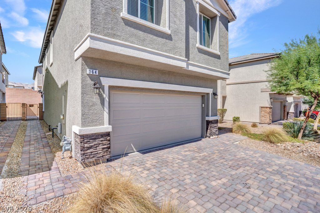 364 Free Fall Avenue — photo 4