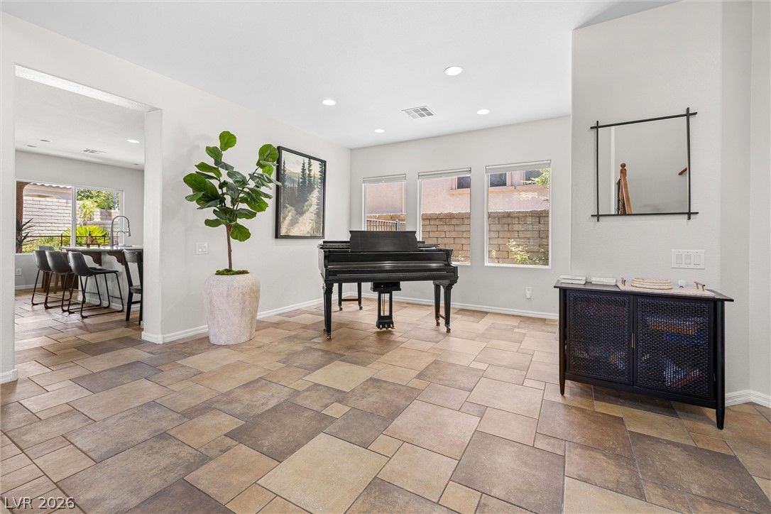 816 Colina Alta Place — photo 3