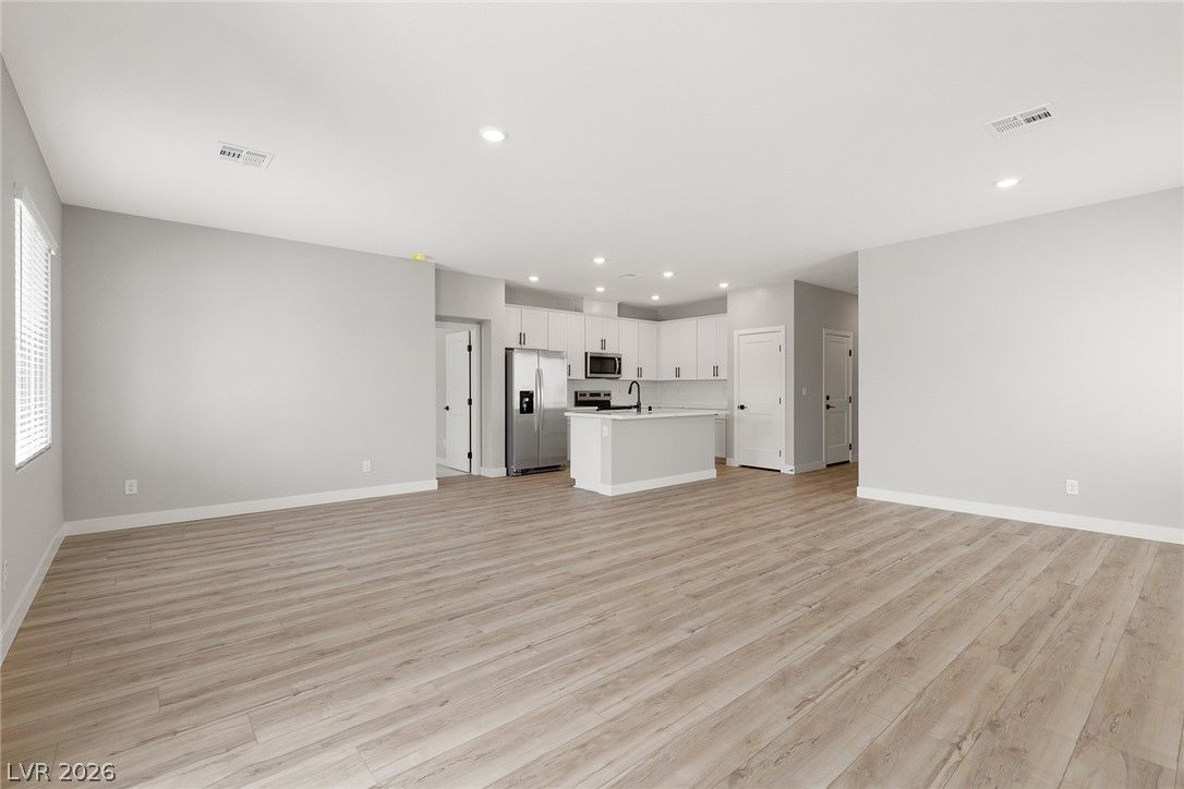 4532 Cave Lake Avenue — photo 2 of 8