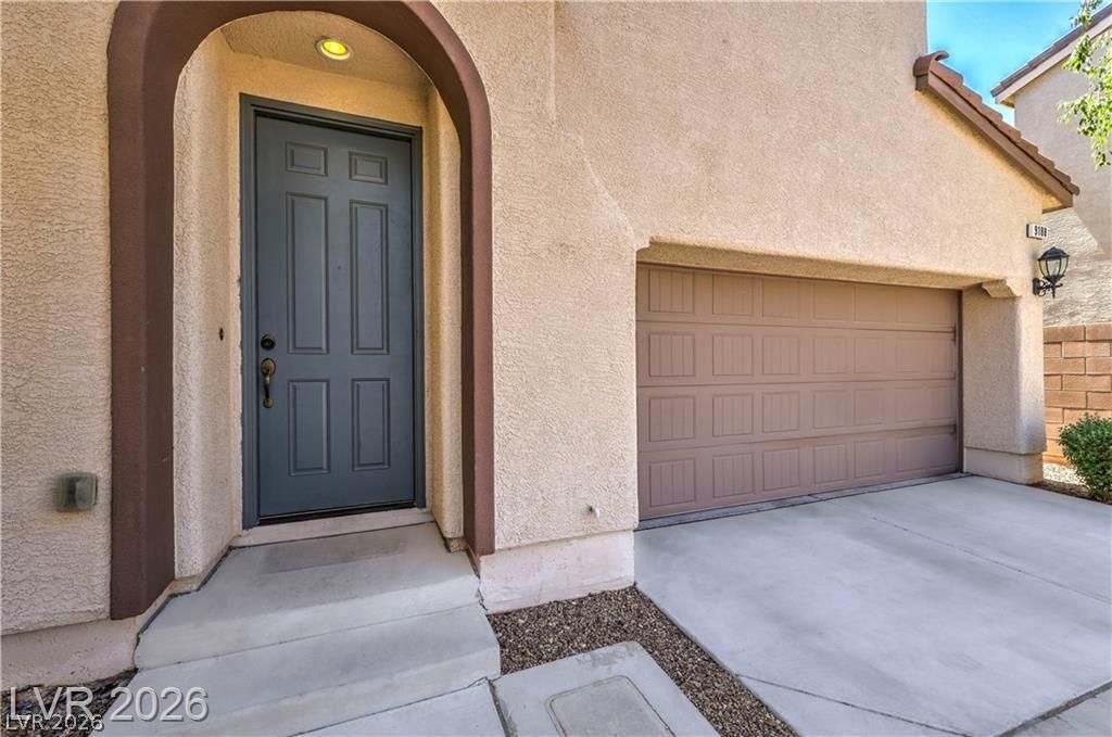 9188 Red Knoll Street — photo 3