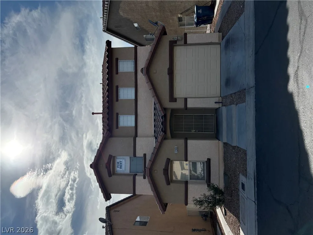 1265 Orchard View Street — photo 3