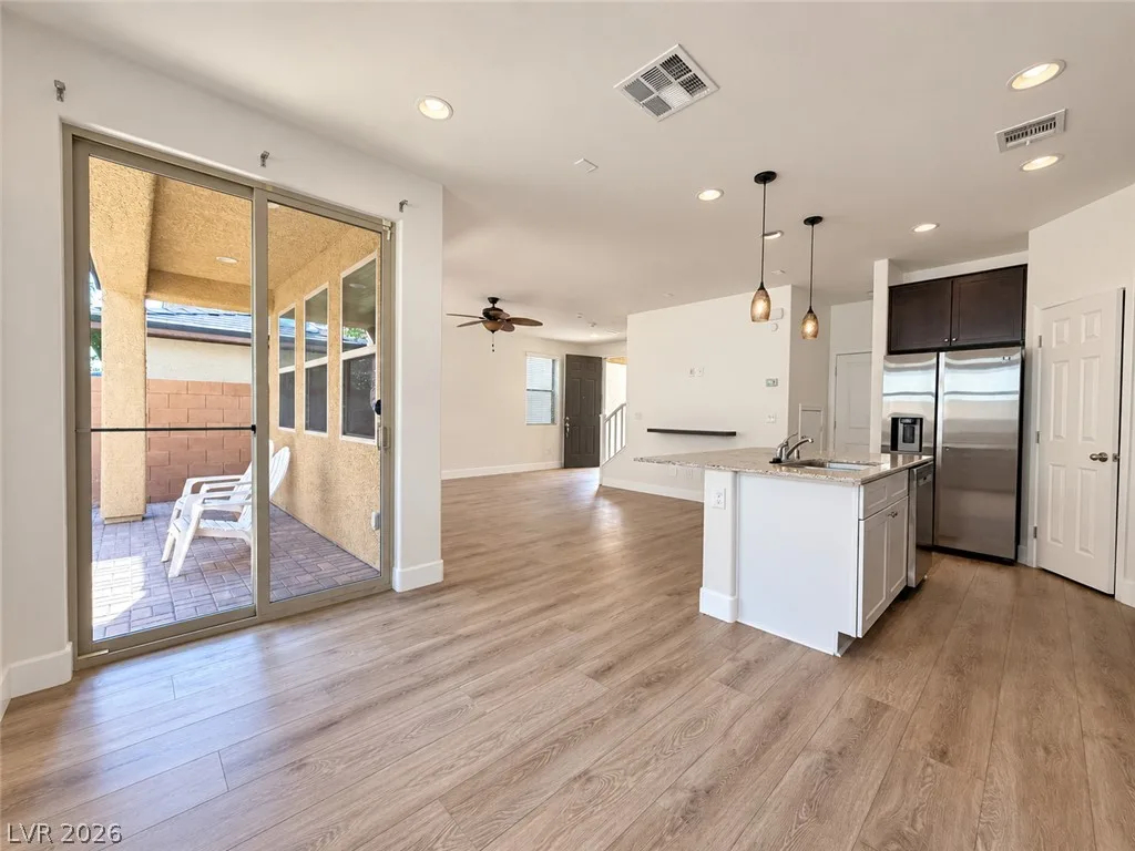 10228 Yarmouth Sea Court — photo 3