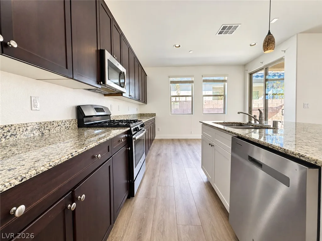 10228 Yarmouth Sea Court — photo 4