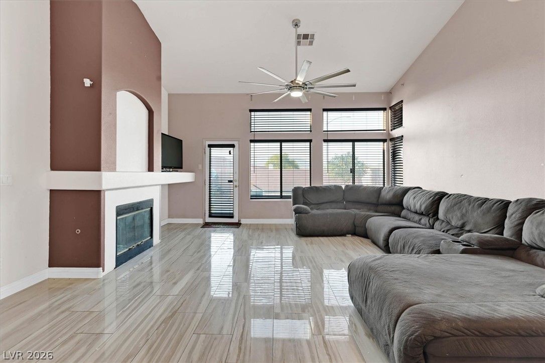 532 Blooming View Avenue — photo 3 of 19
