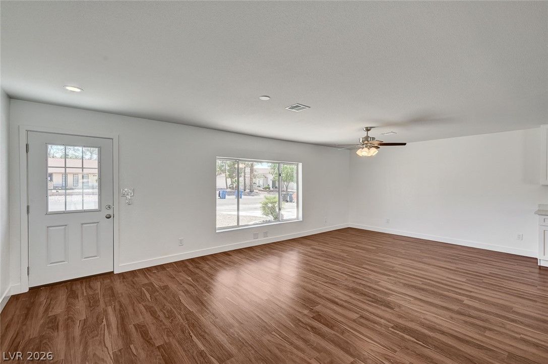 1580 Quarter Horse Drive — photo 2
