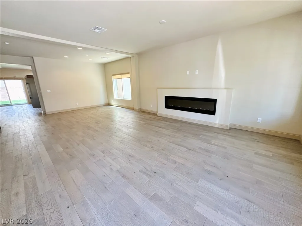 9842 Russian Hill Street — photo 3