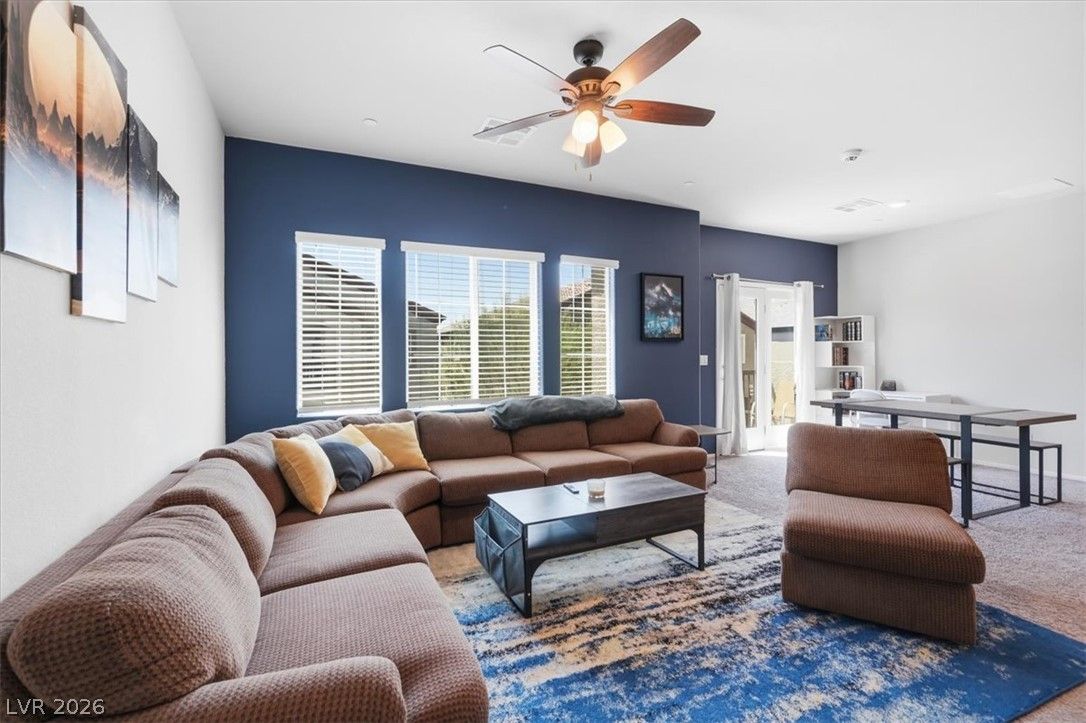 4660 Moonbow Avenue 101 — photo 2