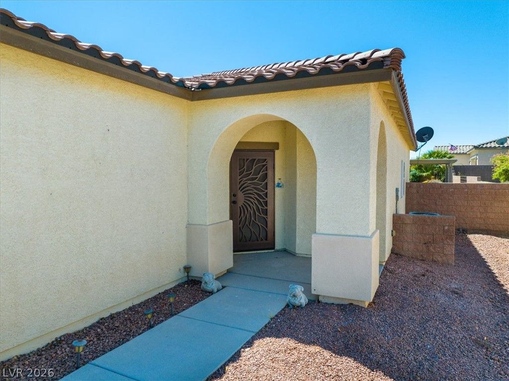5081 East Monte Penne Way — photo 3