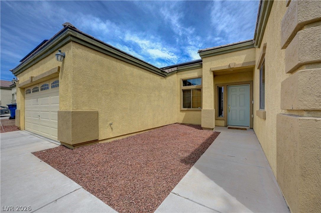 916 Kevin Baker Avenue — photo 3