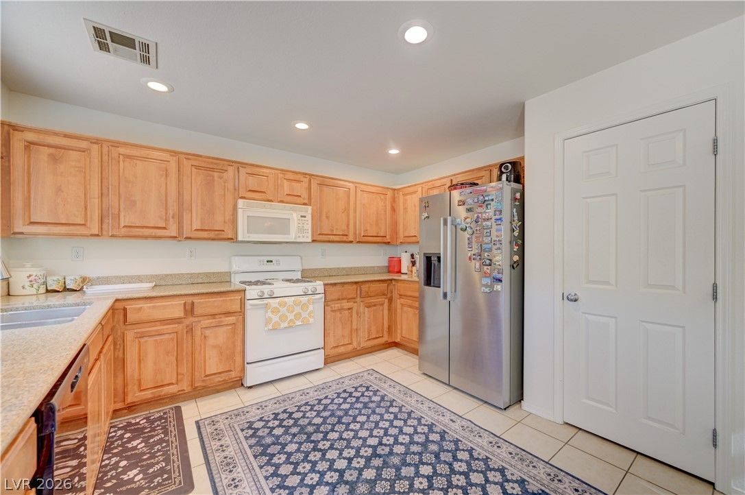 9941 Carrizo Springs Avenue — photo 4