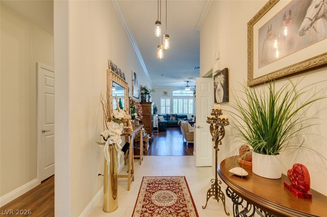 6310 West Azure Drive — photo 3