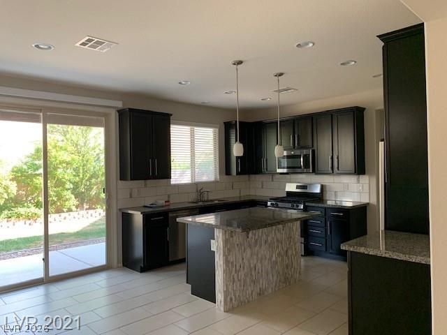 9584 Abbey Pond Avenue — photo 4