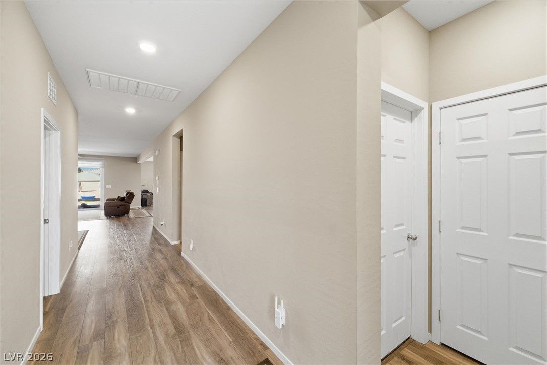 4700 Suntree Court — photo 5 of 36