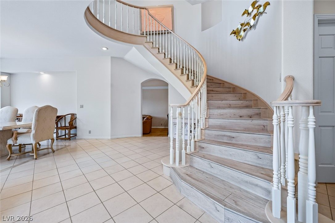 8188 Horseshoe Bend Lane — photo 5