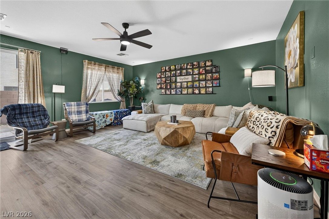 6684 Mojave Blush Drive — photo 2