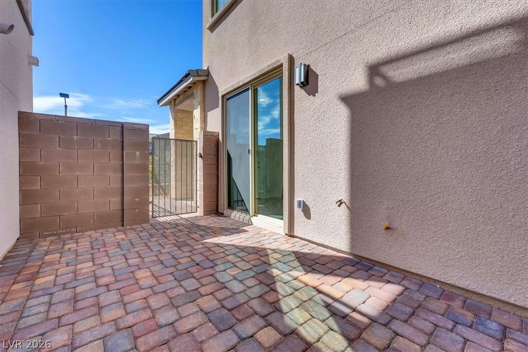 11556 Kindle Corner Avenue — photo 4