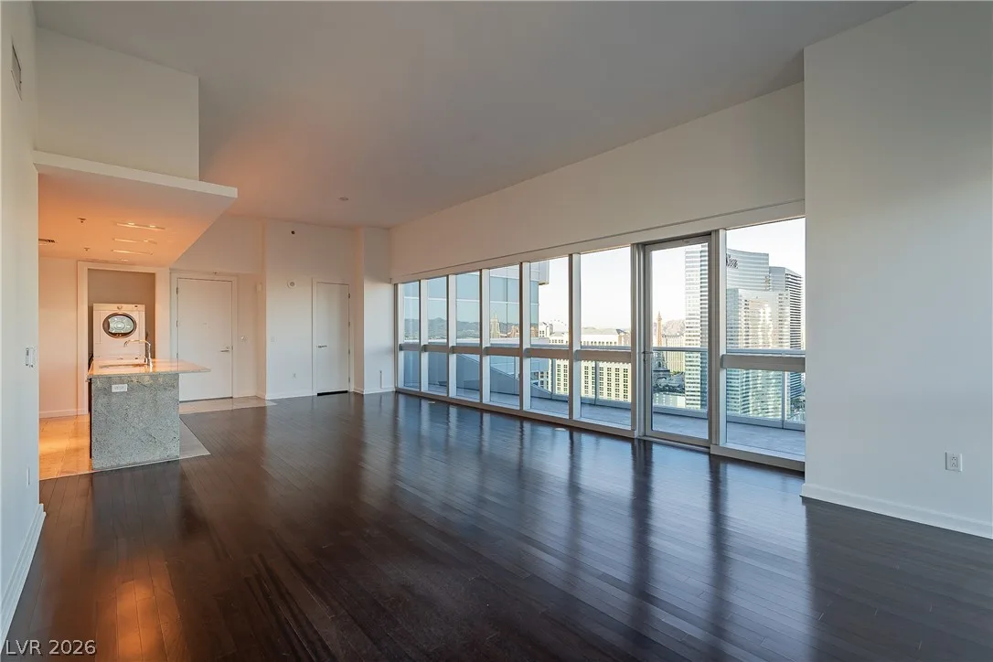 4471 Dean Martin Drive 3509 — photo 2