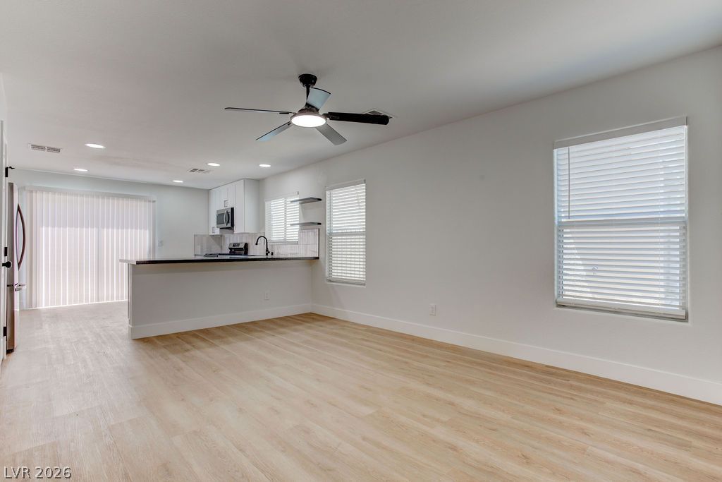 8765 First Lady Avenue — photo 2