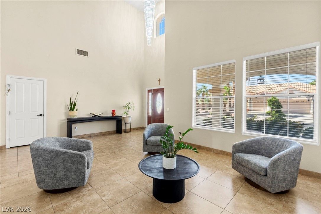 6857 Adobe Villa Avenue — photo 3
