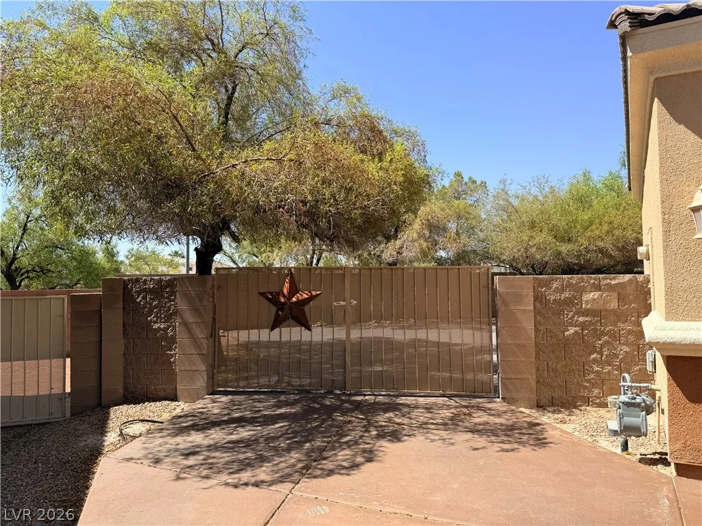 7743 Villa De La Paz Avenue — photo 4