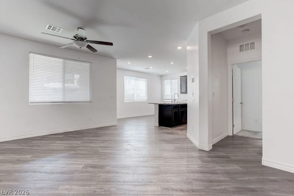 7106 Calvert Cliffs Street — photo 3