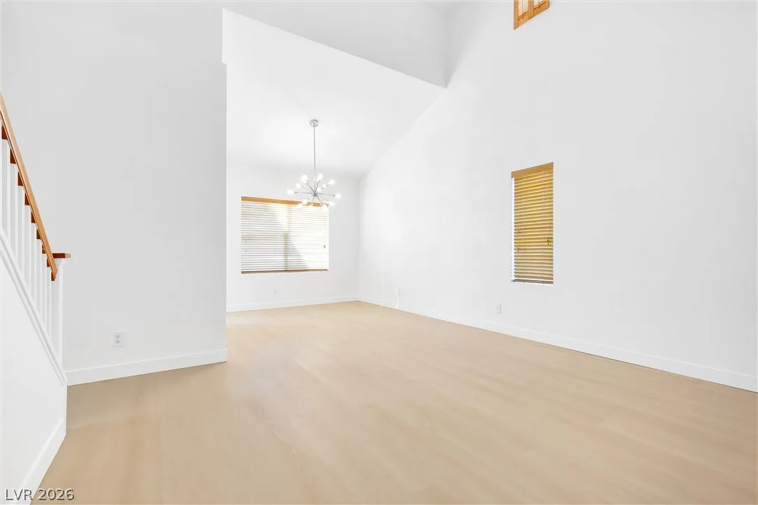 1444 Country Hollow Drive — photo 4