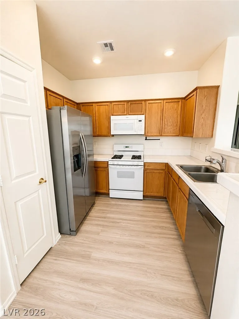 11235 Dolcetto Drive — photo 3