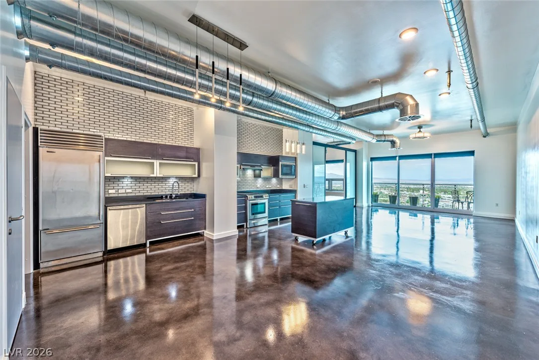 200 Hoover Avenue 1708 — photo 4