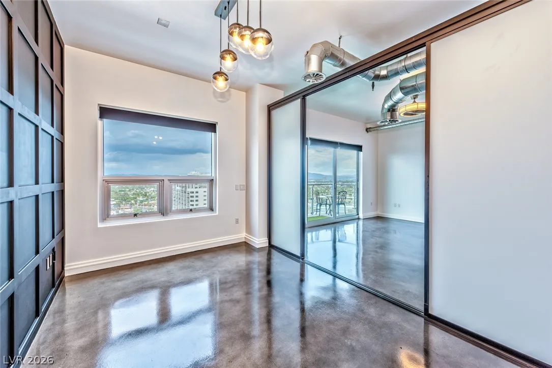 200 Hoover Avenue 1708 — photo 5