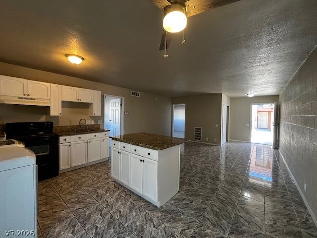 2909 Elm Avenue 2 — photo 4