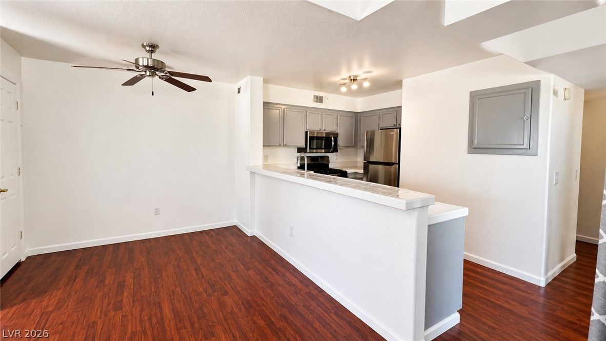2251 Wigwam Parkway 925 — photo 3