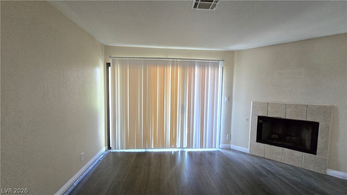 5002 South Rainbow Boulevard 103 — photo 4