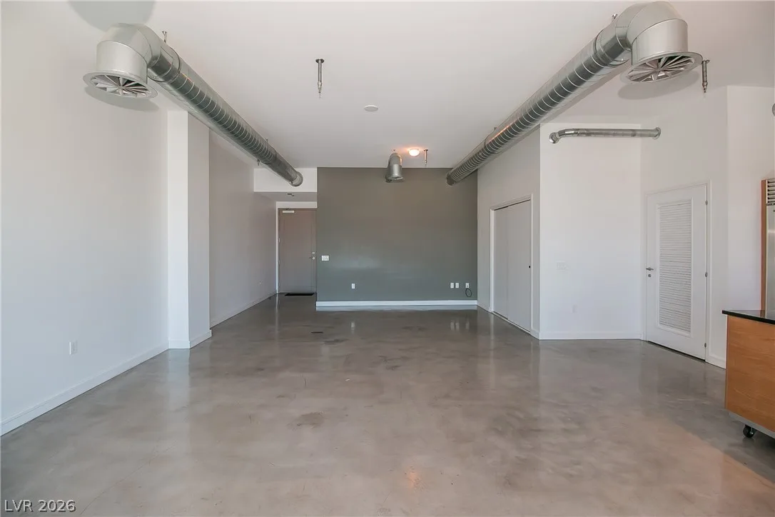 200 HOOVER Avenue 1802 — photo 5