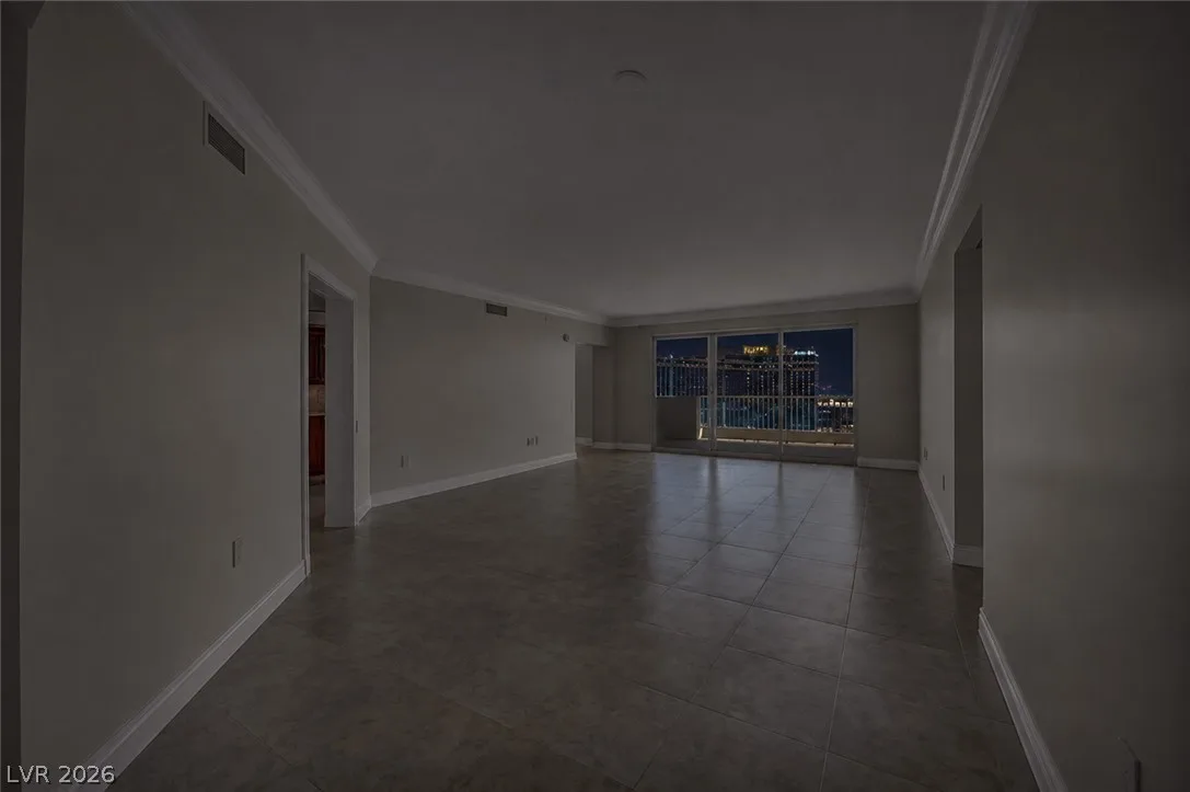 2777 Paradise Road 2404 — photo 5