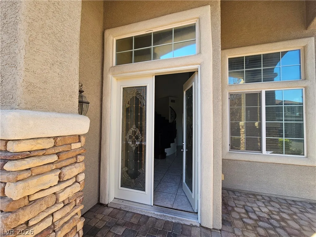 10134 Reflection Brook Avenue — photo 3