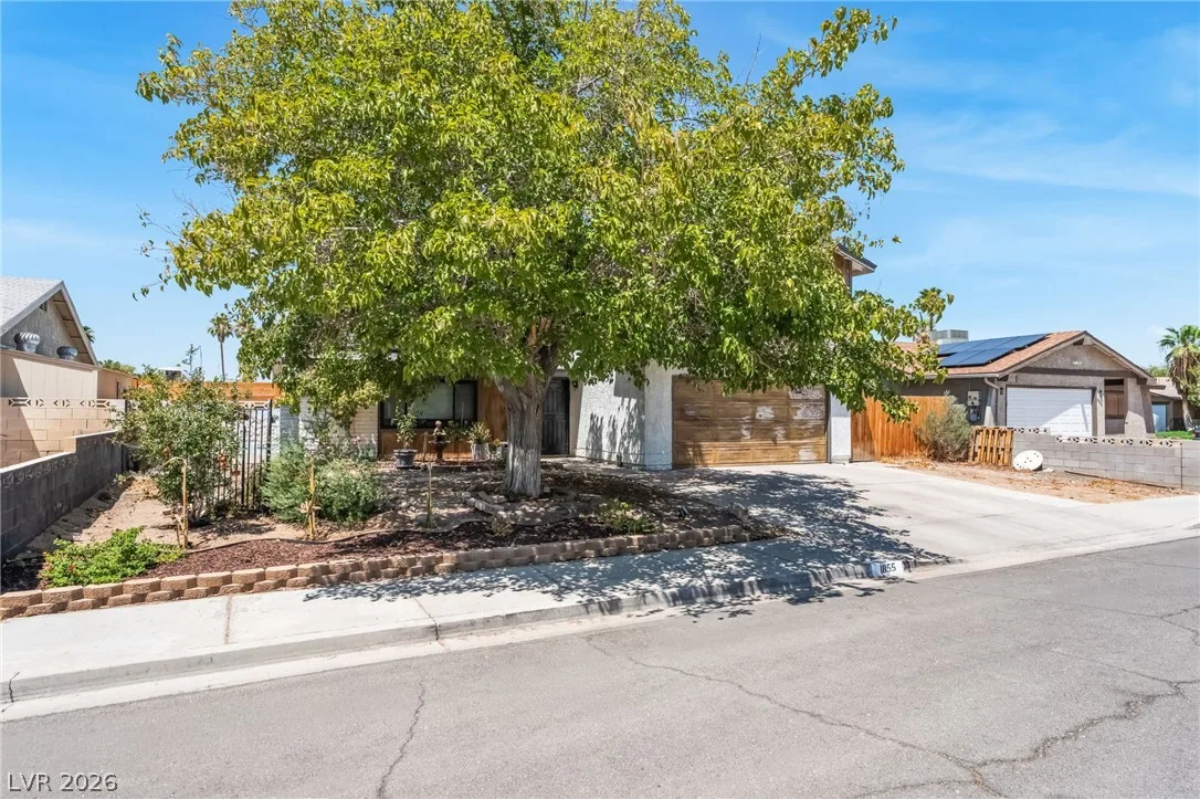 1855 Twin Oaks Avenue — photo 4