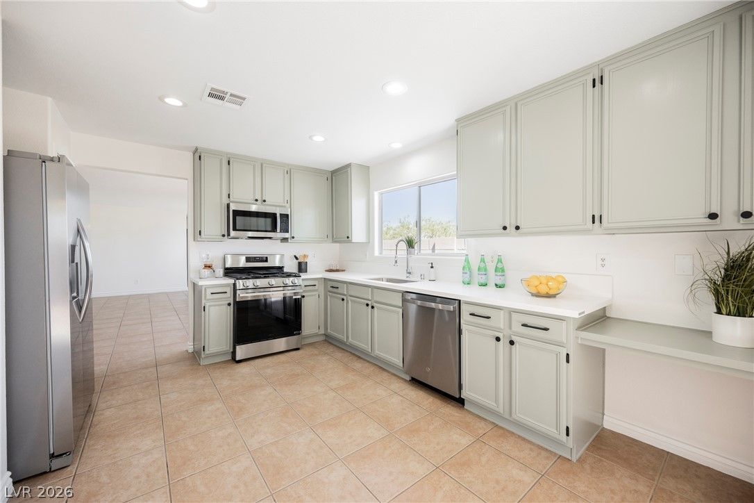9506 Golden Scots Court — photo 4 of 20
