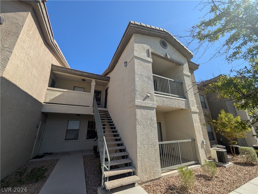 8000 West Badura Avenue 2158 — photo 3