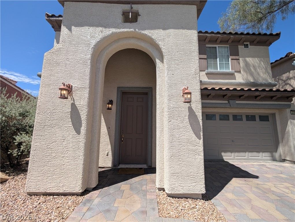 2307 Summer Home Street — photo 3