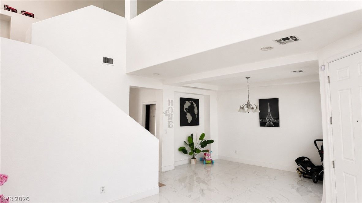 1012 Tropic Wind Avenue — photo 5 of 21