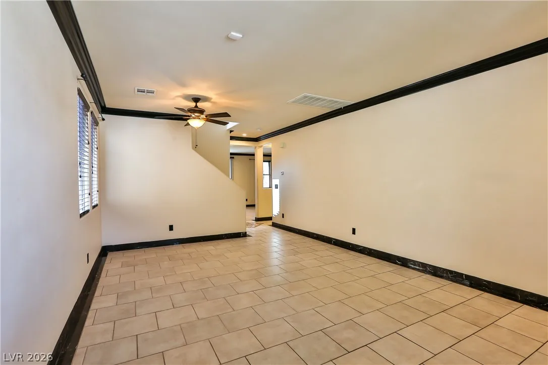 235 Calvino Avenue — photo 5