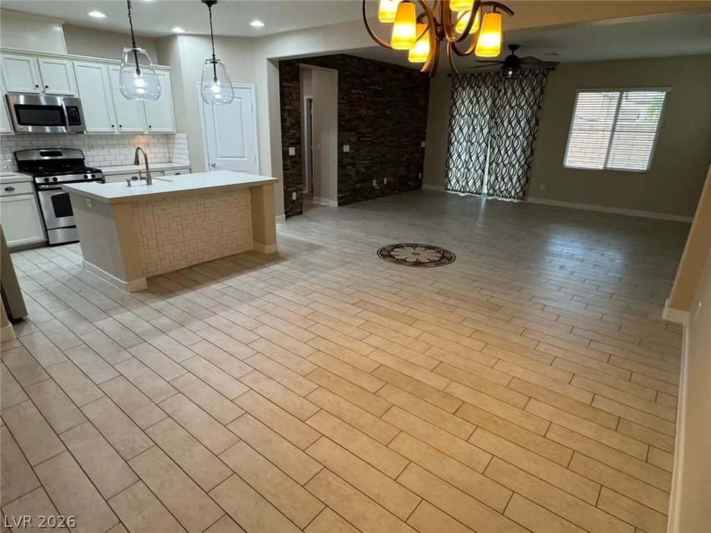 11250 Hazel Rock Street — photo 3
