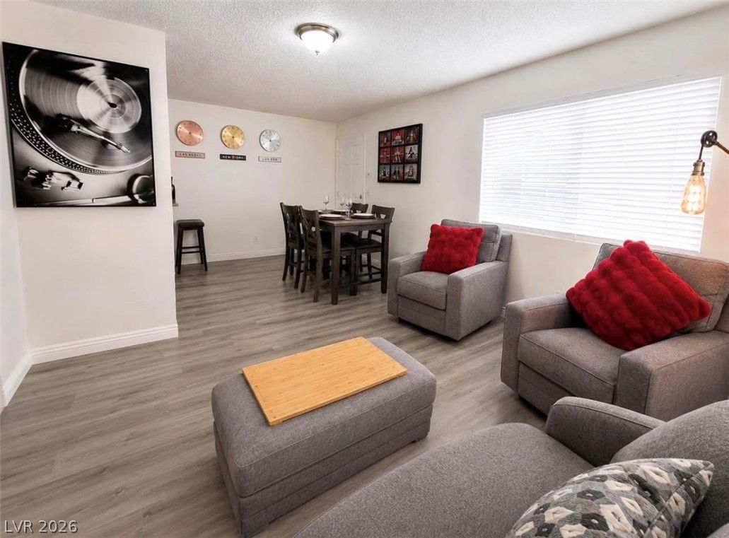 512 Albert Avenue 4 — photo 3
