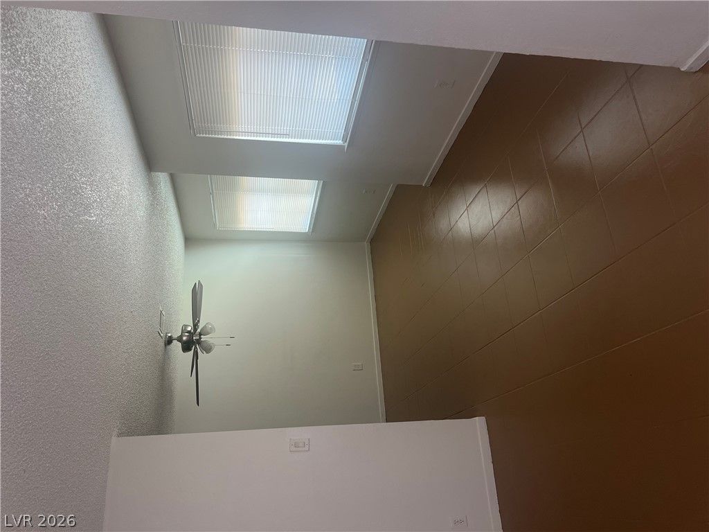 6940 Hopkins Drive — photo 4 of 13