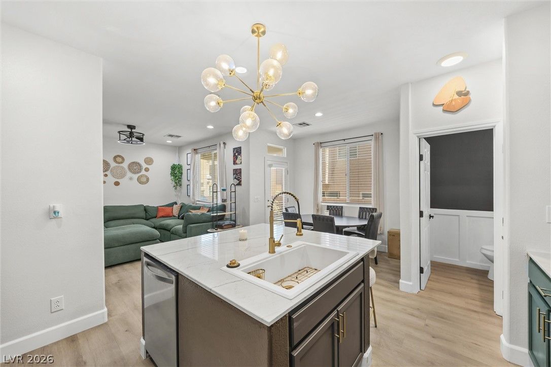 7484 South Butterton Court — photo 4 of 37