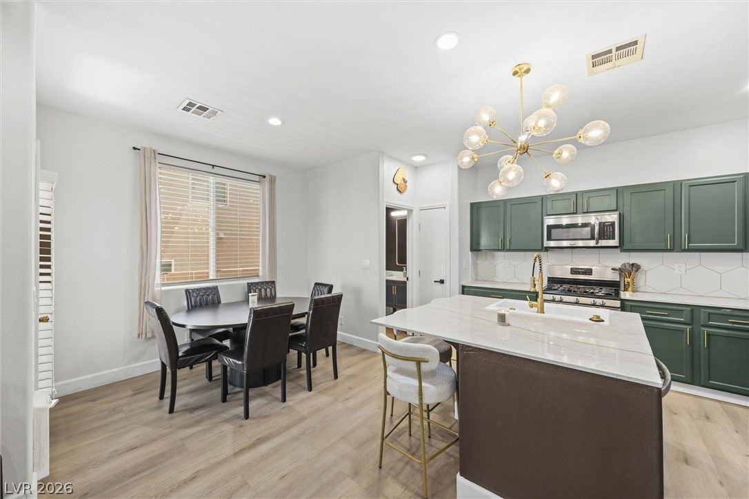 7484 South Butterton Court — photo 5 of 37
