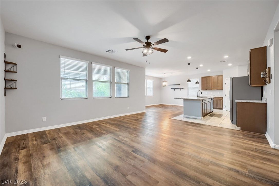 845 Riverlawn Place — photo 4